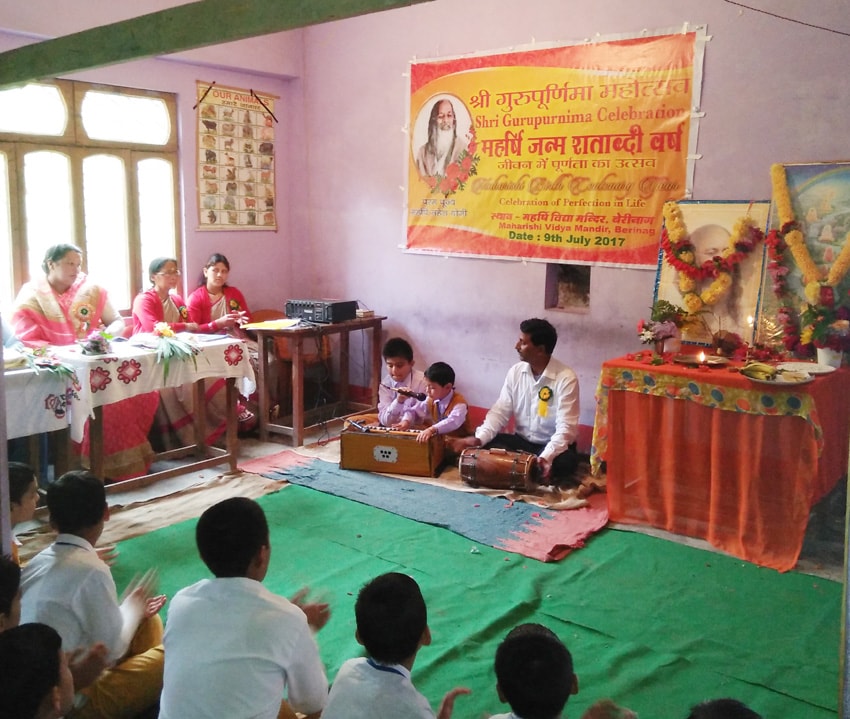 bhajans were presented by students and teachers of mvm berinag