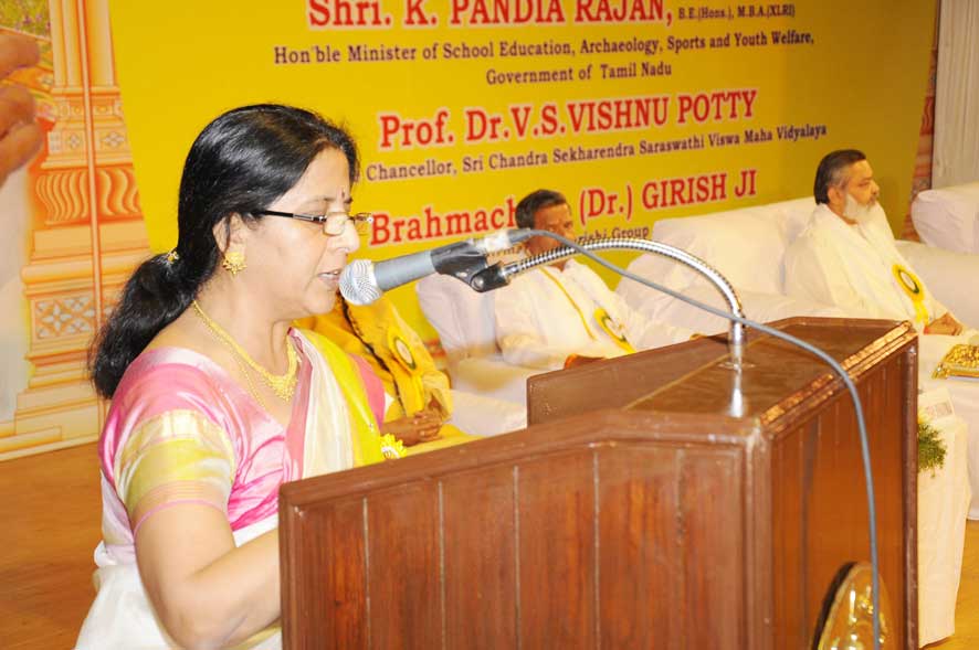 Dr. Suprabha giving welcome speech