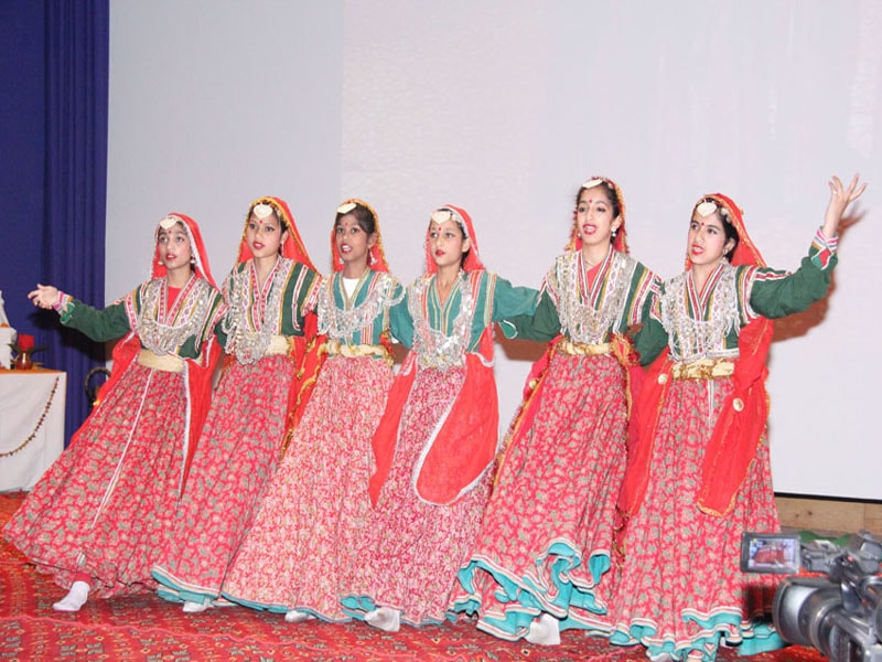 mvm-dharmshala folk dance