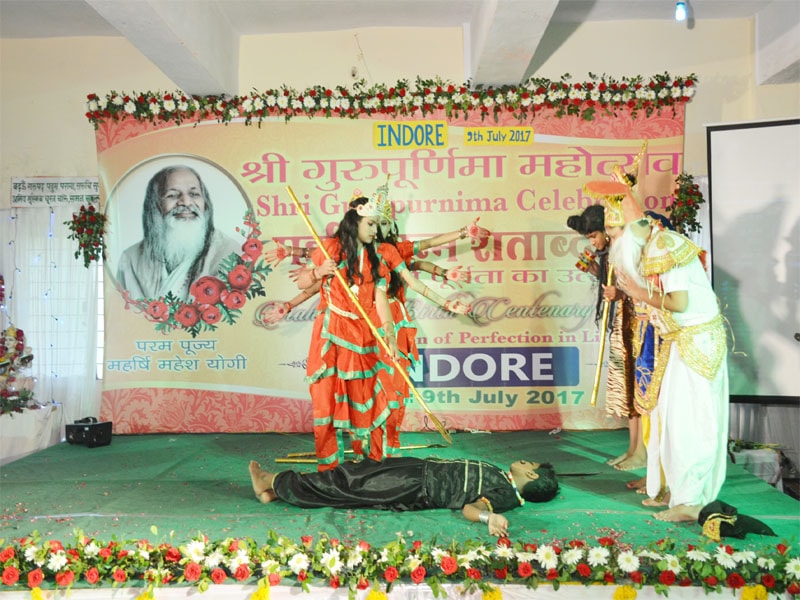 Students of Maharishi Vidya Mandir Indore have performed cultural programme