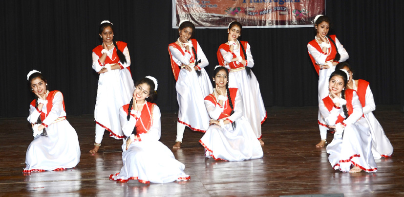 mvm pithoragarh student devotional dance
