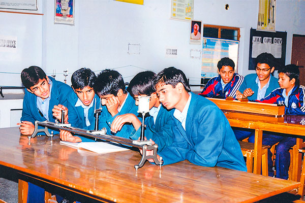 maharishi students curriculum