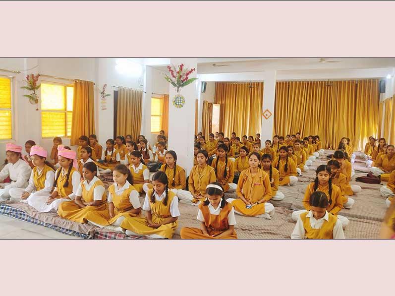 MVM Sultanpur: Akshaya Tritiya was celebrated at Maharishi Vidya Mandir Sultanpur with complete devotion.