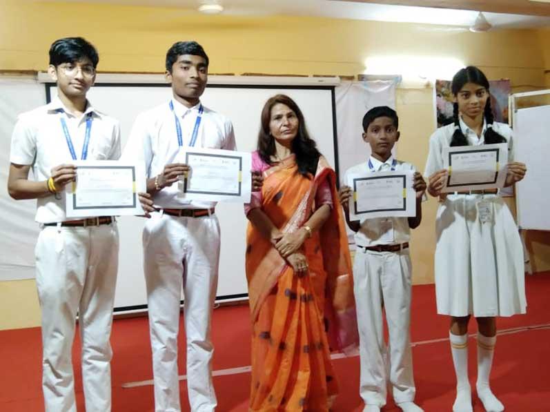 Maharishi Vidya Mandir, Bhandara students participated in Veer Gatha Project by CBSE. Students of Class 1st to 12th participated and in each category MVM Bhandara got E-Certificate.