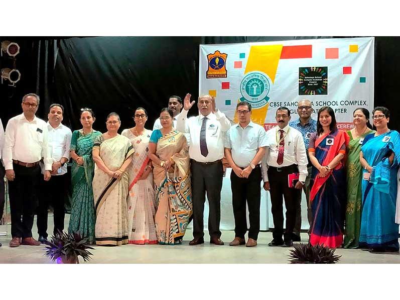 MVM Silpukhuri: Mrs Julee Baruah P.G.T Biology of Maharishi Vidya Mandir Silpukhuri was awarded best teacher award by Sahodaya Guwahati Chapter on the eve of Teachers Day.